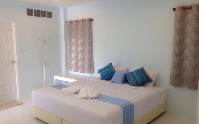 Lake Scene Resort