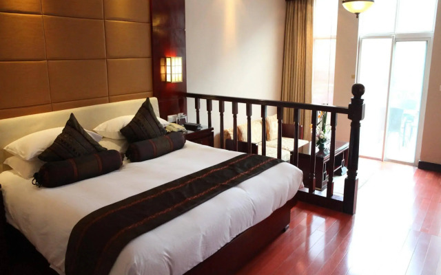 West Lake Hillview International