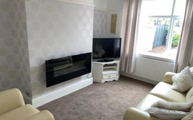 Croyden villa