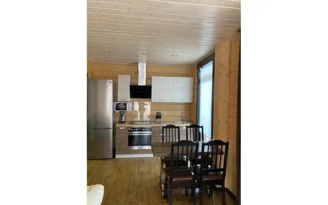 Valley Sunny, Sunny Valley 8 Building