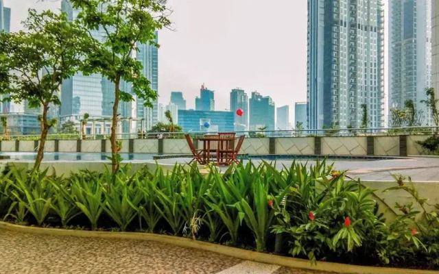 Comfy and Elegant 2BR The Wave Kuningan Apartment