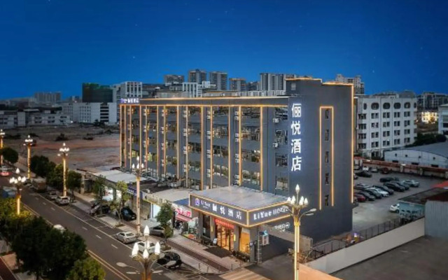 Country Inn & Suites by Radisson, Dongguan Houjie Wanda Plaza