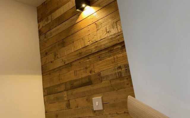 Modern 1-bed Apartment in Caldicot, Self Check in