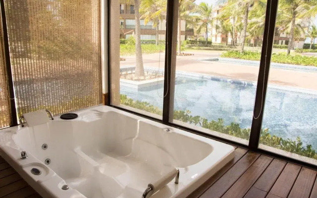 ML102 Luxuoso apartamento de 3 suites no Mandara Lanai