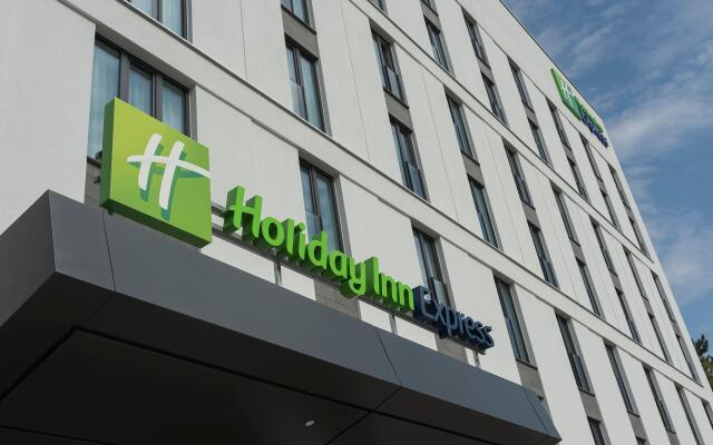 Holiday Inn Express Wiesbaden, an IHG Hotel