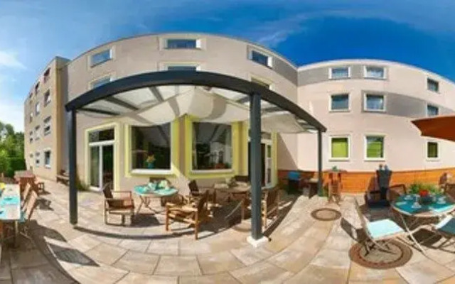 Maxhotel