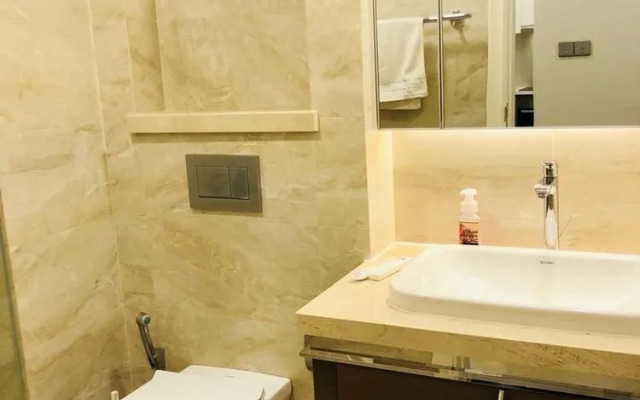 Vinhome Golden River Apartment - M'Homme