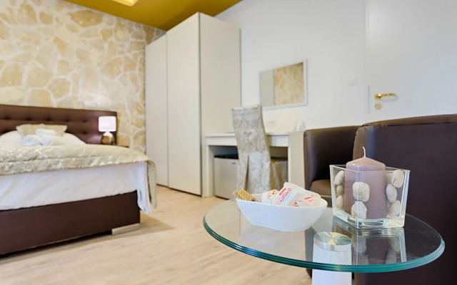 Luxury Rooms Floramye - Adults Only