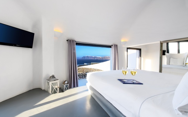 Ambassador Aegean Luxury Hotel and Suites