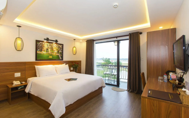 Riverside Impression Villa