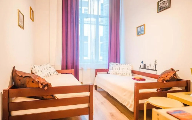 Хостел Невский 92