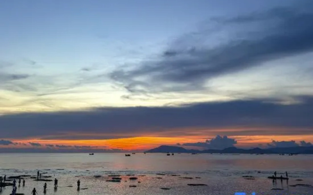 Yujian·Light Luxury Meisu (Sanya West Island Branch)