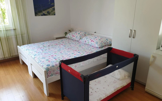 Studio EMMA Ljubljana - FREE parking, AC, Wifi