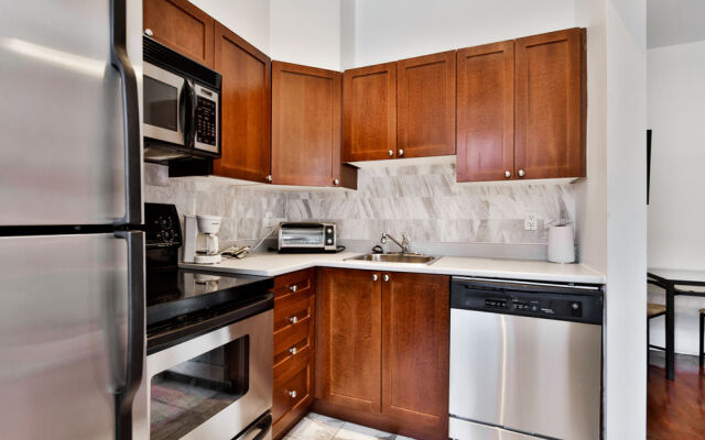 Sonder by Marriott Bonvoy Le Victoria Apartments Old Montreal