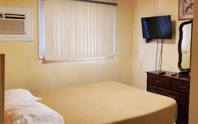 Sun Parlor Motel