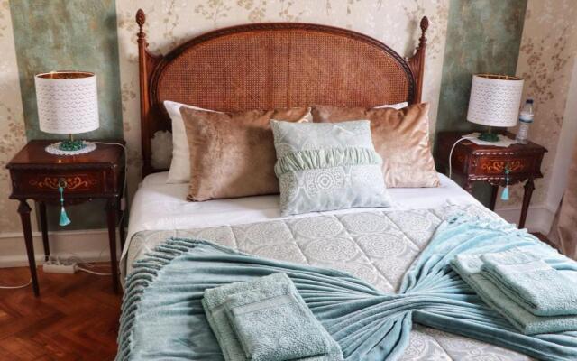 Ameli Rooms