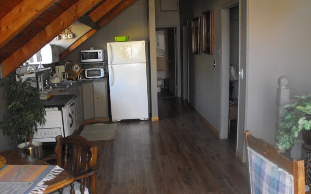 Cobblestone Manor B&B
