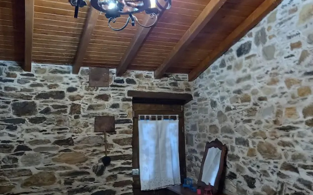 Immaculate 1-bed House in Gois Mountain View