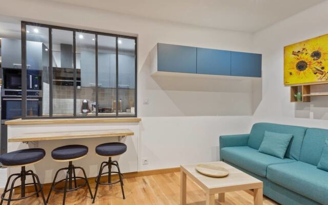 Charming Blue Studio - 15 Mins to Grand Palais