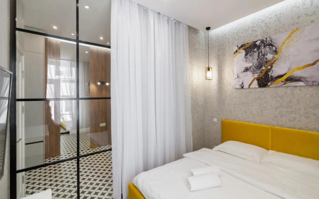 Royal VIP Apartment on Pidmurna 24