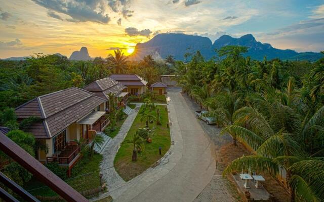 Palms Hill Resort Phang Nga