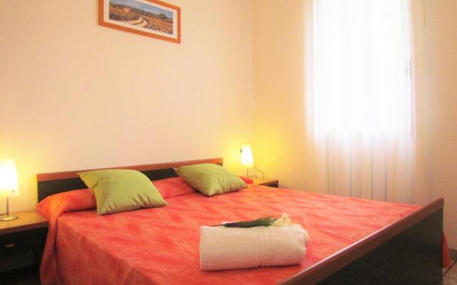 Comfortable Villa Close to the Beach