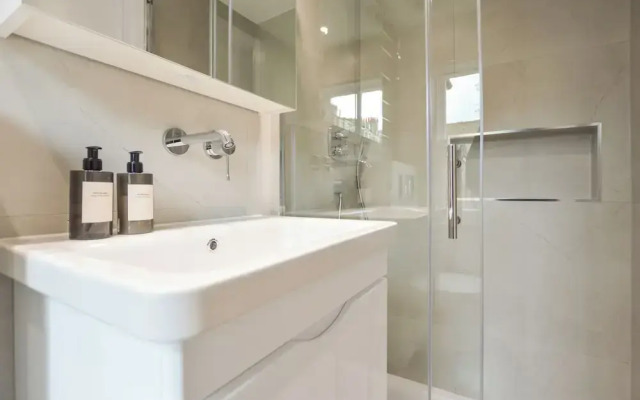 Split Level Studio at West Hampstead