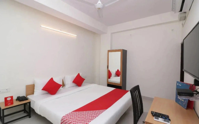 OYO Flagship 26685 Palam VIllage