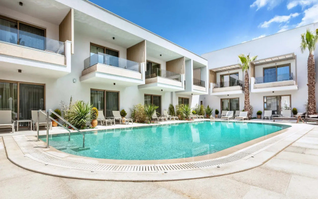 Pefki Deluxe Residences