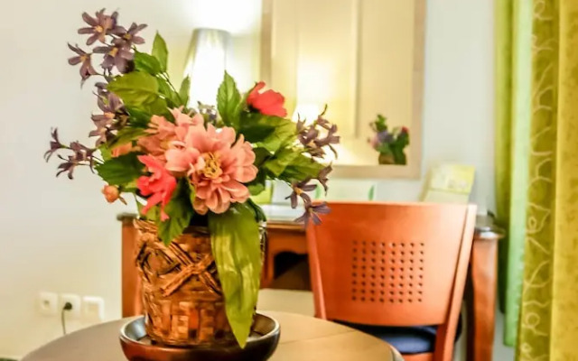 Tchero Hotel