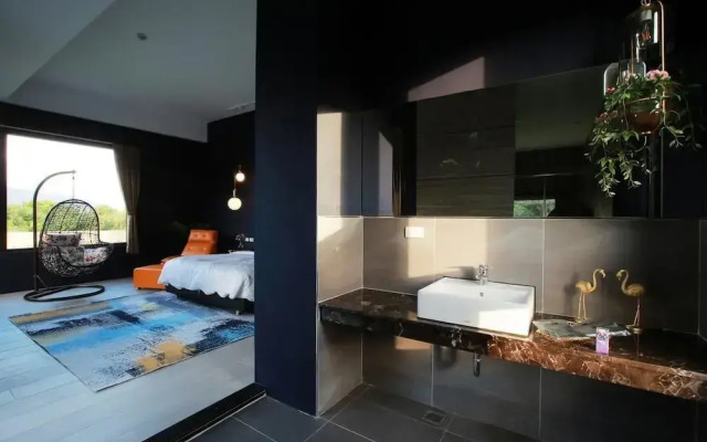 Easy Inn