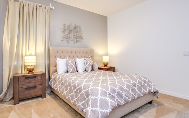 14 Bdrm 11 BA Sleeps 30