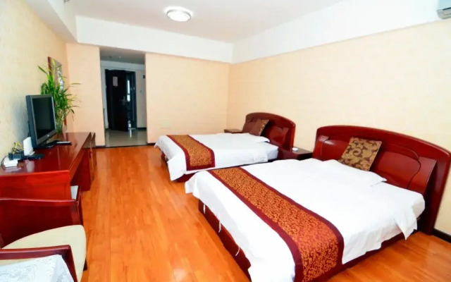 E Home Apartment Hotel