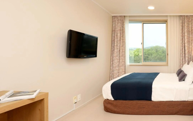 Bloom Hotel
