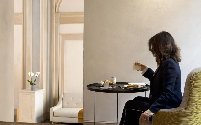 Opera 35 Boutique Hotel