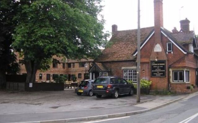 Crown and Horns Inn