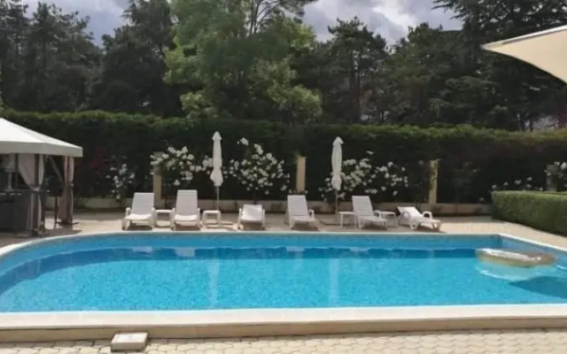 Apart- Hotel Pomorie Residence