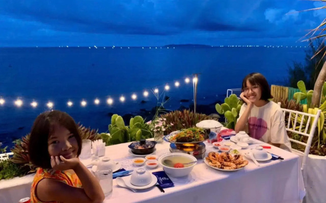 Rubeach Hotel & Resort