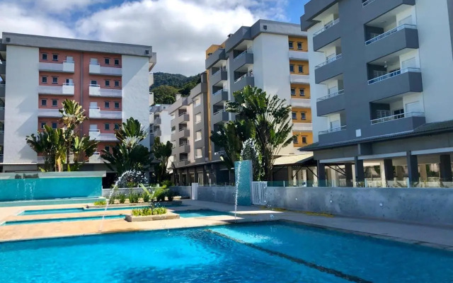 Condomínio completo em Ubatuba a 300 metros da praia