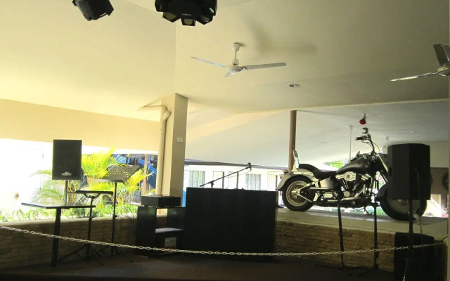 Kingston Lodge