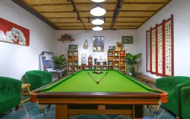 Beijing Quadrangle Dwellings Hotel