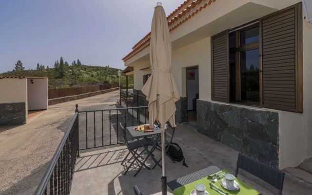Casa De Vacaciones Con Piscina Compartida I