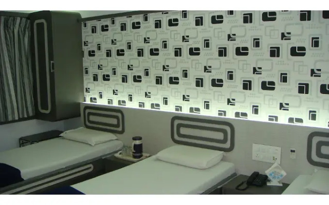 Nice Guest House
