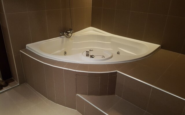 California Hotel Seocho