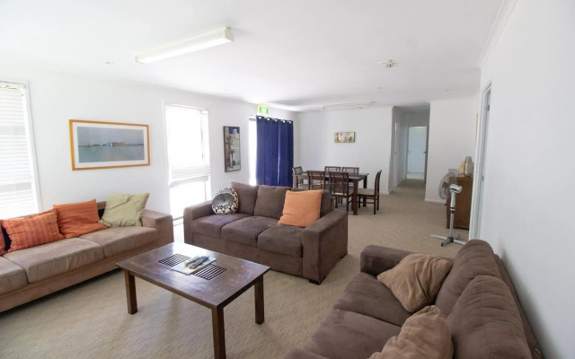 Caloundra Central Apartment Hotel