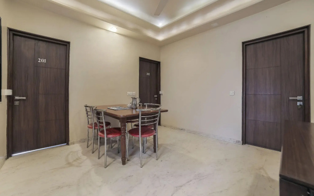 Majestic Annexe