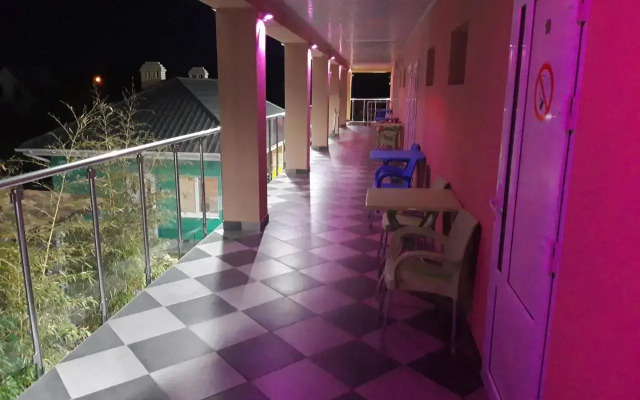 Hotel Jonik Land