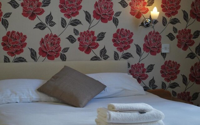 The George Hotel