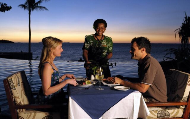 Nakelo Treasure Island Resort & Spa
