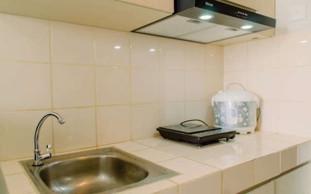 Nice and Cozy Studio at Serpong Green View Apartment